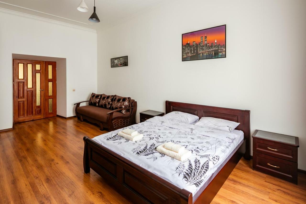 Bv Apartments Exquisite Leopoli Esterno foto