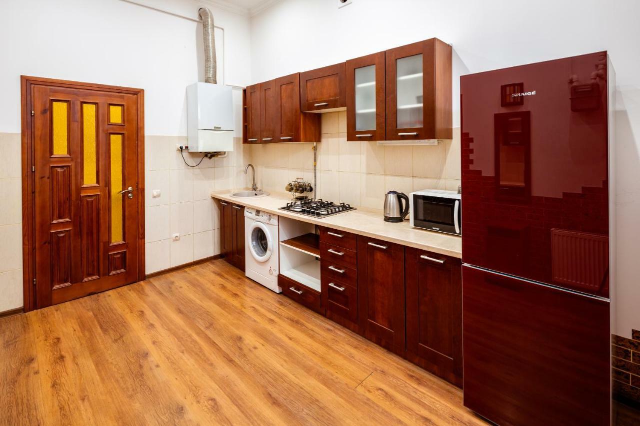 Bv Apartments Exquisite Leopoli Esterno foto