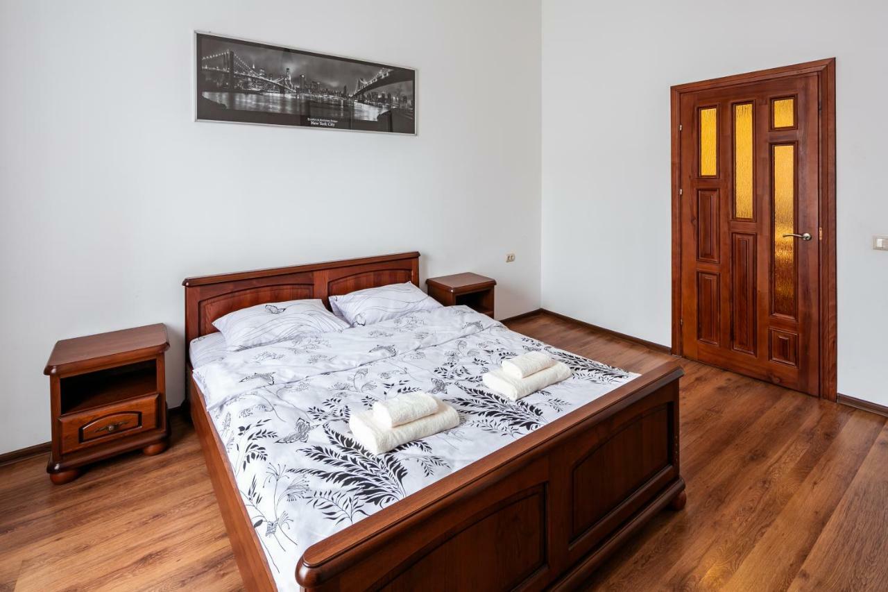 Bv Apartments Exquisite Leopoli Esterno foto